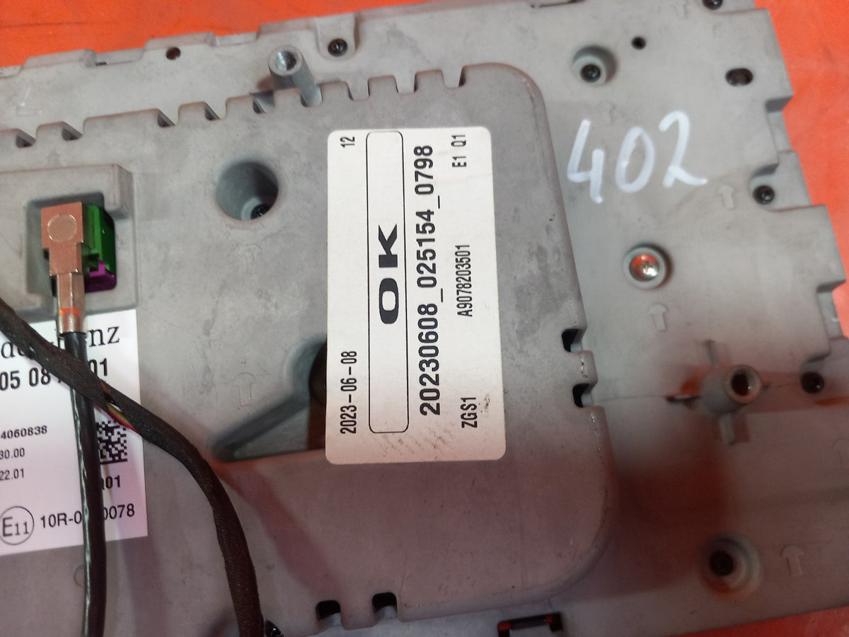 ebay-src:https://i.ebayimg.com/00/s/mtiwmfgxnjaw/z/hvwaaeswijdqgqi8/$_57.jpg