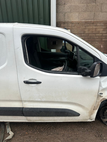 ✅Citroen Berlingo 650 1.5 Diesel 2020 Front Right Door Bare White Warranty A381 - Image 1