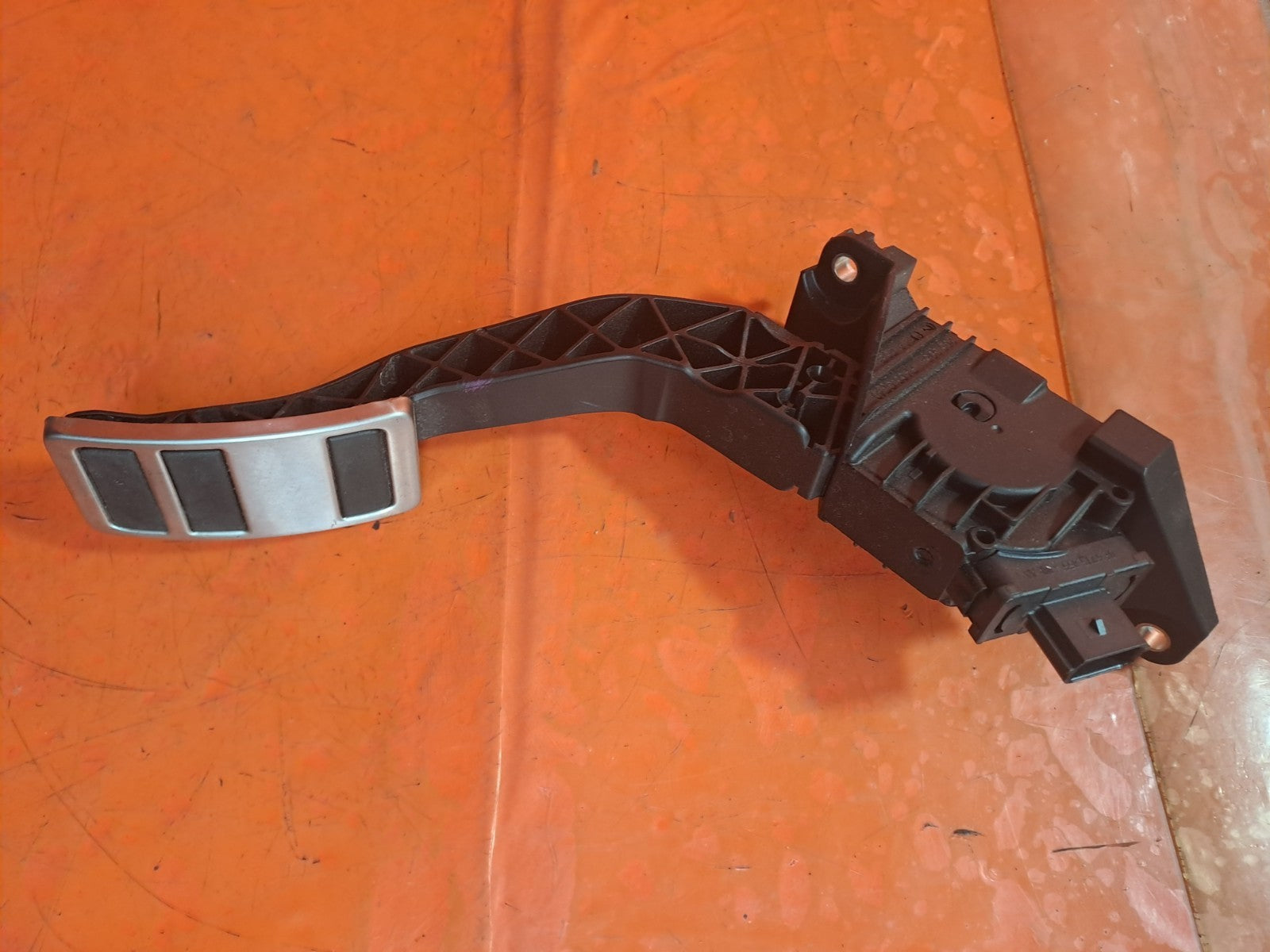 ✅FORD KUGA ST-LINE X 2.5 PETROL 2023 ACCELERATOR THROTTLE PEDAL LX619F836DB A333 - Image 12