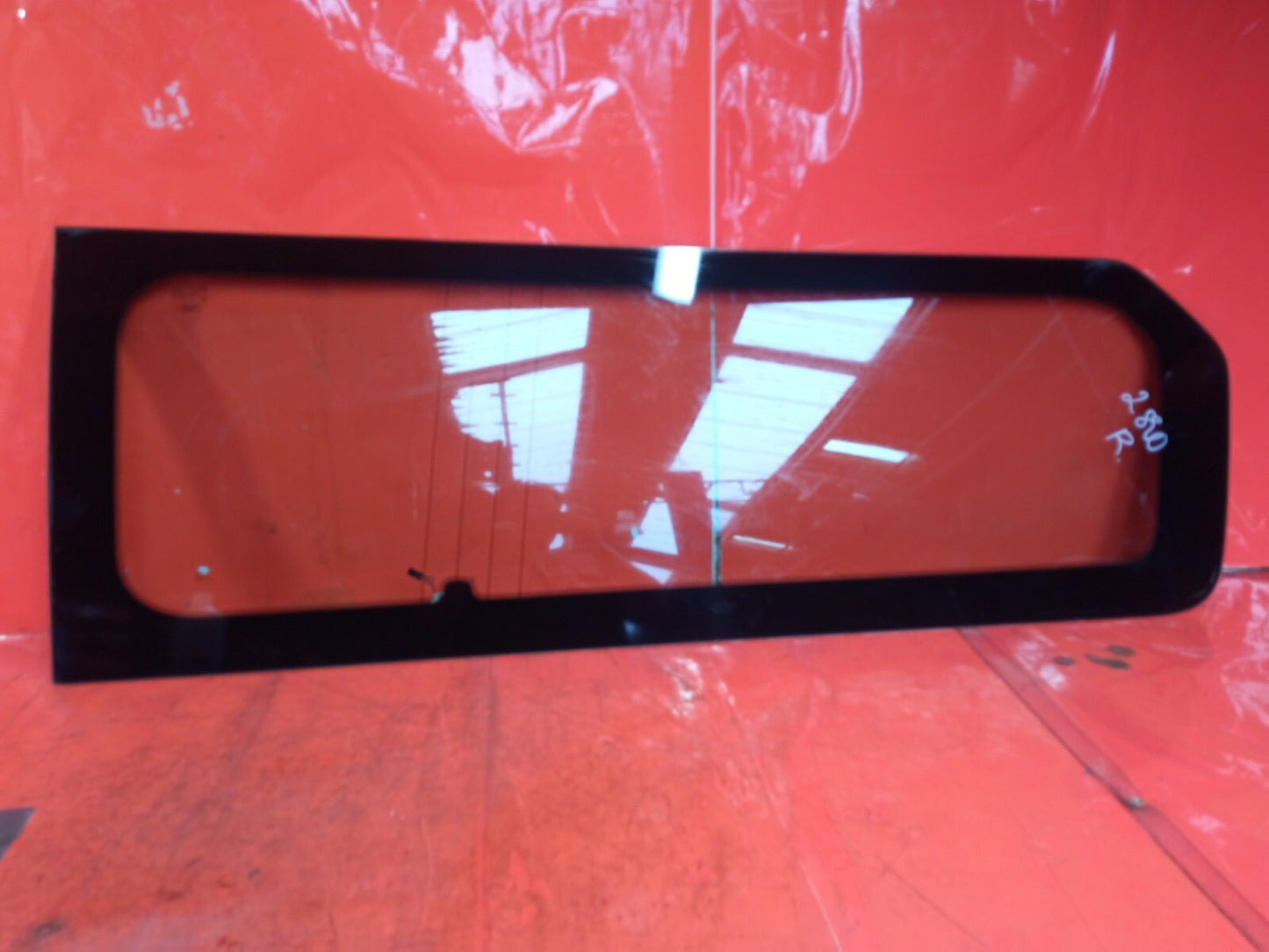 ✅FORD TOURNEO CUSTOM 2.2 DIESEL 2015 REAR RIGHT QUARTER WINDOW GLASS Warranty - Image 1