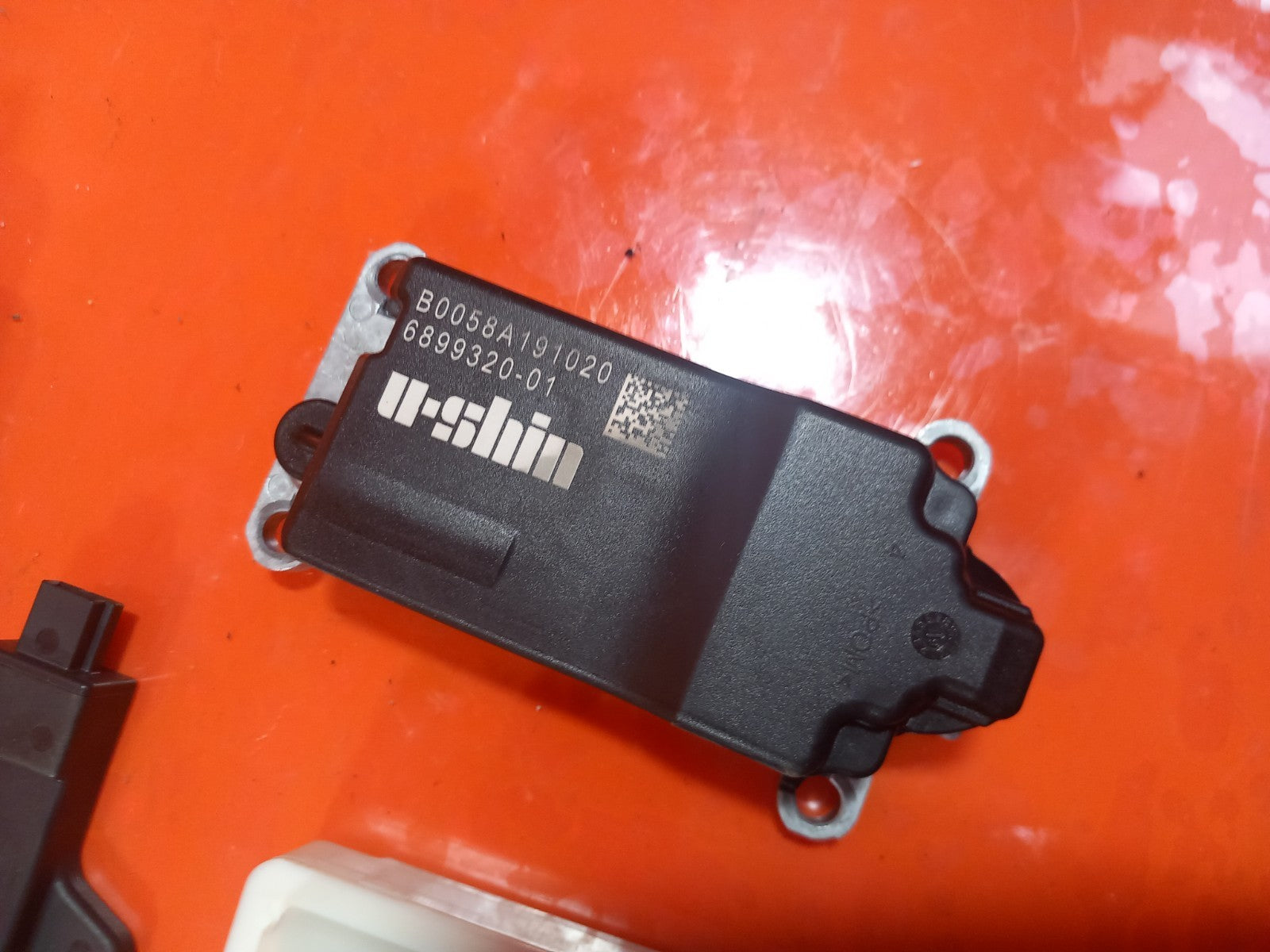 ebay-src:https://i.ebayimg.com/00/s/mtiwmfgxnjaw/z/u00aaeswkvhqmm~x/$_57.jpg