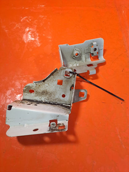 ✅RENAULT ZOE DYNAMIQUE 2015 FRONT LEFT WING BRACKETS 620425323R Warranty A317 - Image 11