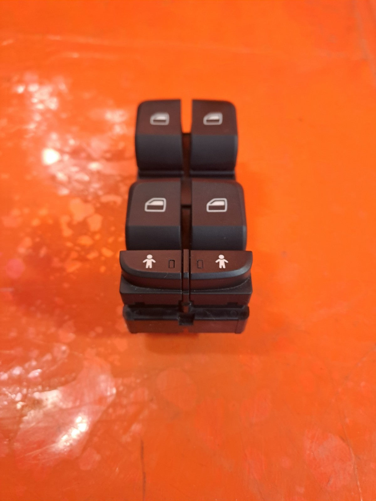 ✅AUDI A3 1.6 DIESEL 2013 FRONT RIGHT WINDOW SWITCH 8V0959851D Warranty A338 - Image 4