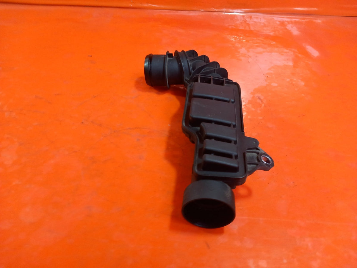 ebay-src:https://i.ebayimg.com/00/s/mtiwmfgxnjaw/z/oy0aaesweyfq5ddx/$_57.jpg