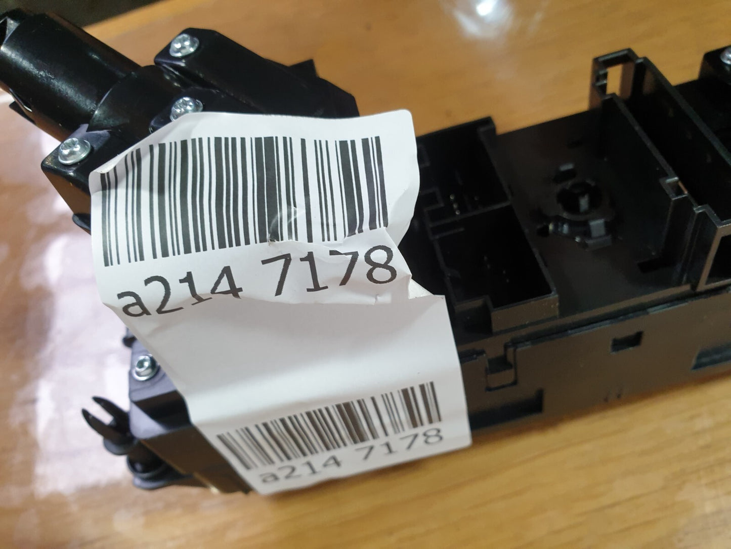 VW POLO MATCH 1.0 PETROL 2021 A/C CLIMATE HEATER CONTROL PANEL SWITCH 2G2820045K - Image 8