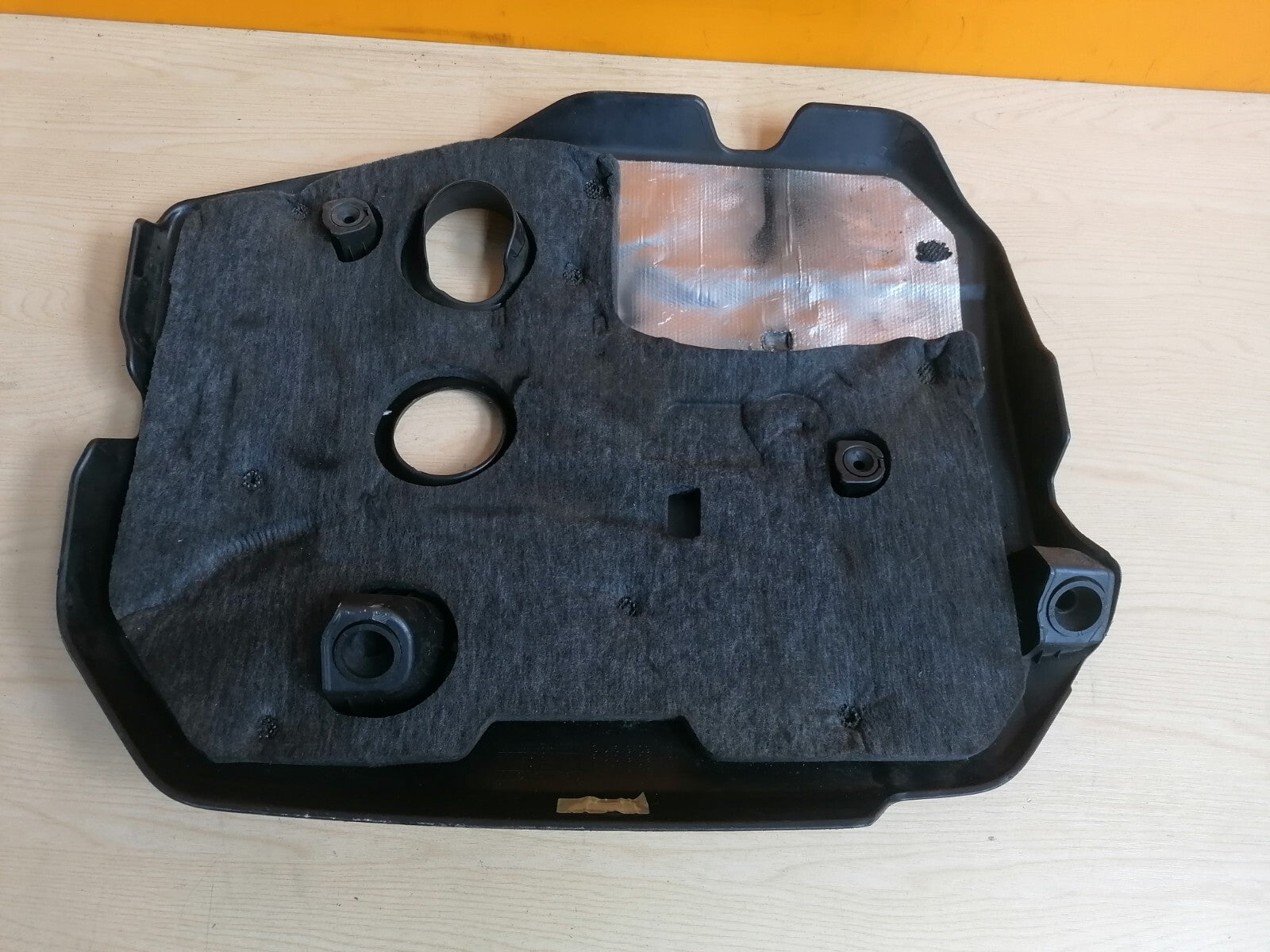 Volvo V40 engine cover AV606N041A XOO - Image 11