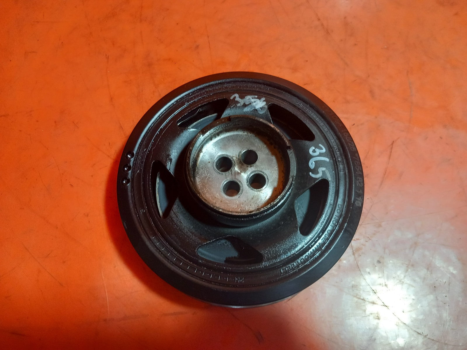 2021 BMW 1 Series F40 Crankshaft Pulley 7854821 Warranty A365 - Image 2
