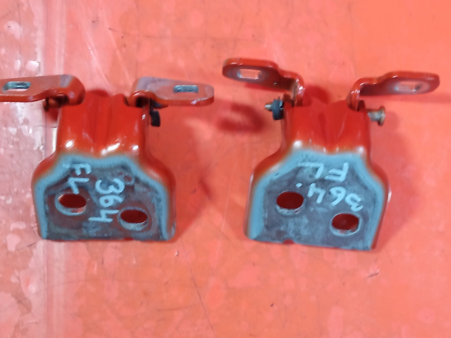 ✅Dacia Duster Journey 1.3 Petrol 2024 Front Left Door Hinges Warranty A364 - Image 8
