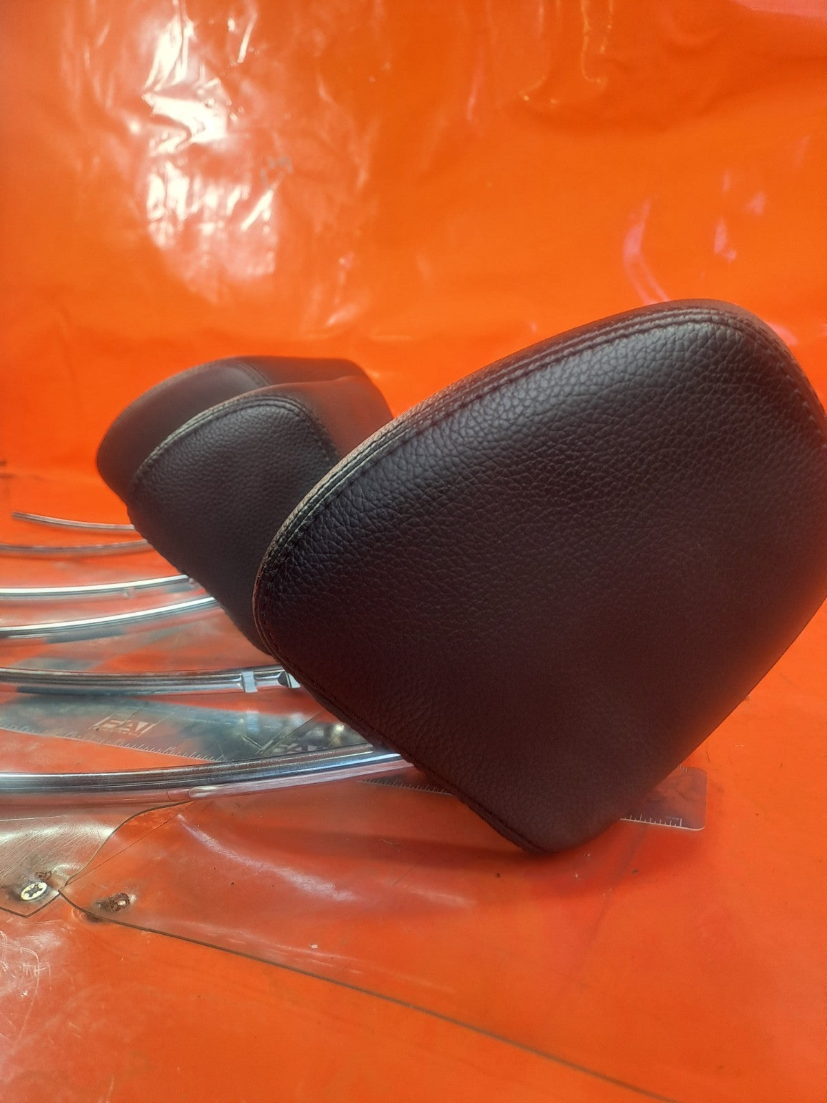 ✅2009 MERCEDES E CLASS W212 REAR SEAT HEADRESTS LEATHER + WARRANTY A314 - Image 5