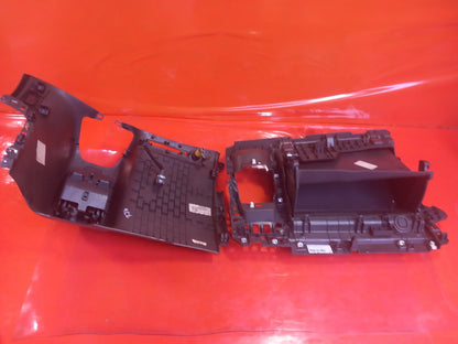 Ford Transit Custom 2.0 Diesel 2019 Dashboard Console Trims Glove Box JK21V04293 - Image 8