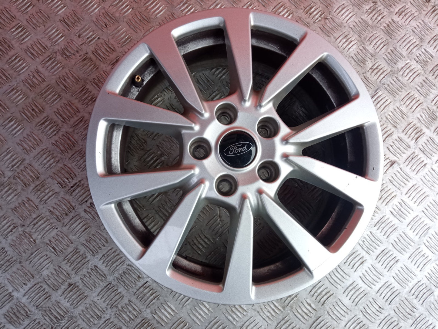 ✅Ford Tourneo Connect 2.0 Diesel 2024 Alloy Wheel 16" 2KF601025 Warranty A366 - Image 1