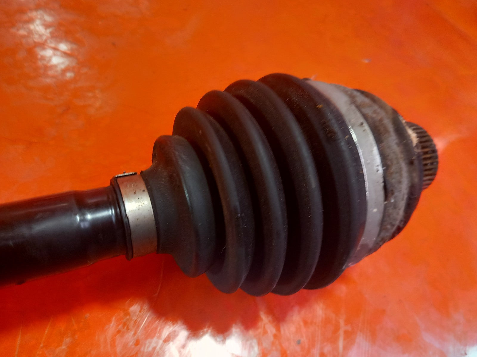 2012 Audi A4 B8 2.0D Front Driveshaft Left Right 8K0407271AJ Warranty A323 - Image 8