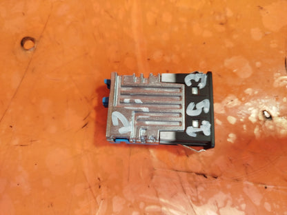 ✅BMW 220D M SPORT F44 2.0 DIESEL 2023 USB SOCKET PORT 8711940 Warranty A293 - Image 7