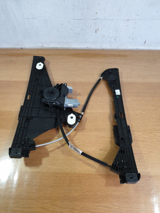 2020 PEUGEOT 208 ALLURE EV FRONT LEFT DOOR WINDOW REGULATOR + WARRANTY A197 - Image 1