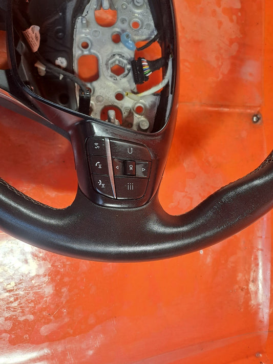 ✅2023 FORD PUMA TITANIUM 1.0P STEERING WHEEL L1TB-3600-YE + WARRANTY A328 - Image 2