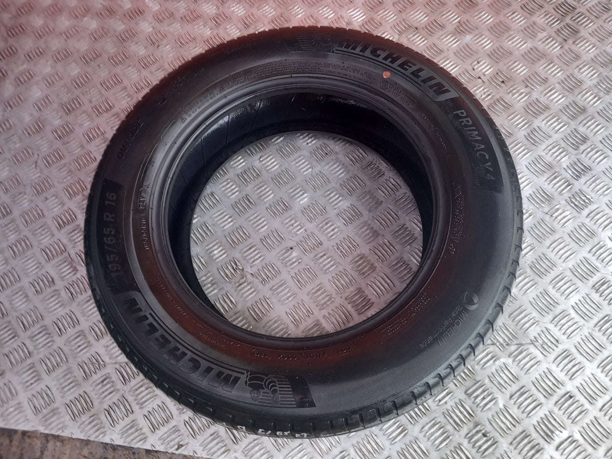 ebay-src:https://i.ebayimg.com/00/s/mtiwmfgxnjaw/z/fjeaaesw0pxquktl/$_57.jpg