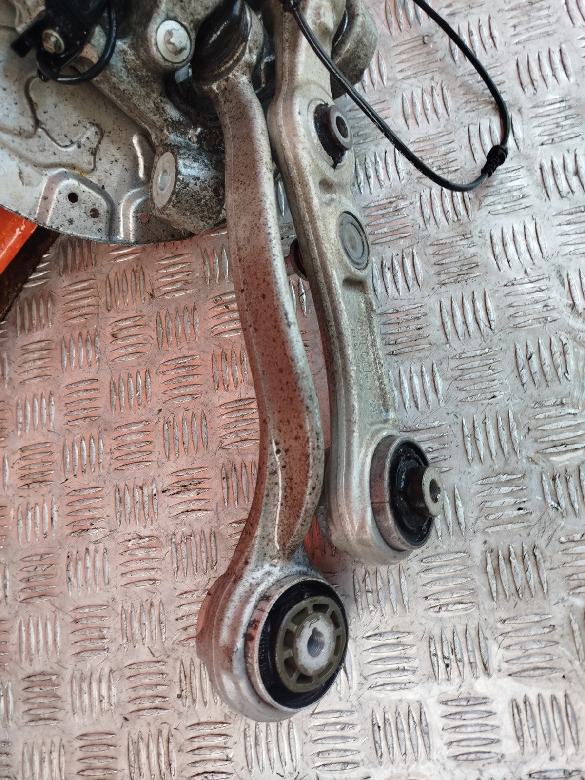 ebay-src:https://i.ebayimg.com/00/s/mtywmfgxmjaw/z/rgsaaeswvppql7k~/$_57.jpg
