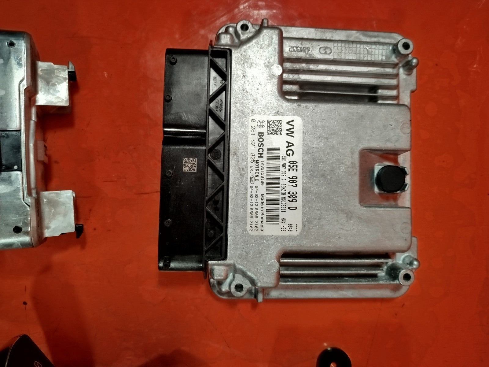 ebay-src:https://i.ebayimg.com/00/s/mtiwmfgxnjaw/z/oroaaeswsbjpgyis/$_57.jpg