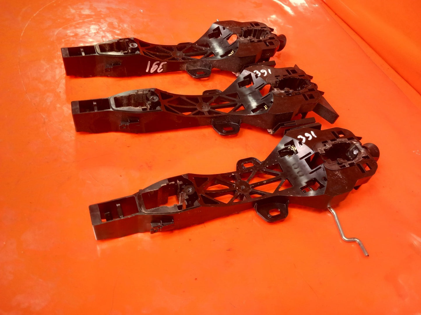 Dacia Jogger 1.0 Petrol 2024 Exterior Door Handle Brackets 806067531R Warranty - Image 7