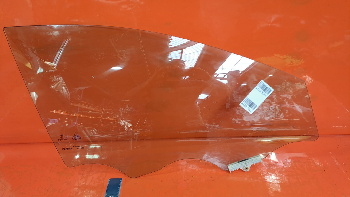 KIA Xceed 4 Isg 1.5 Petrol 2021 FRONT RIGHT DOOR WINDOW GLASS 43R-00390 Warranty - Image 2