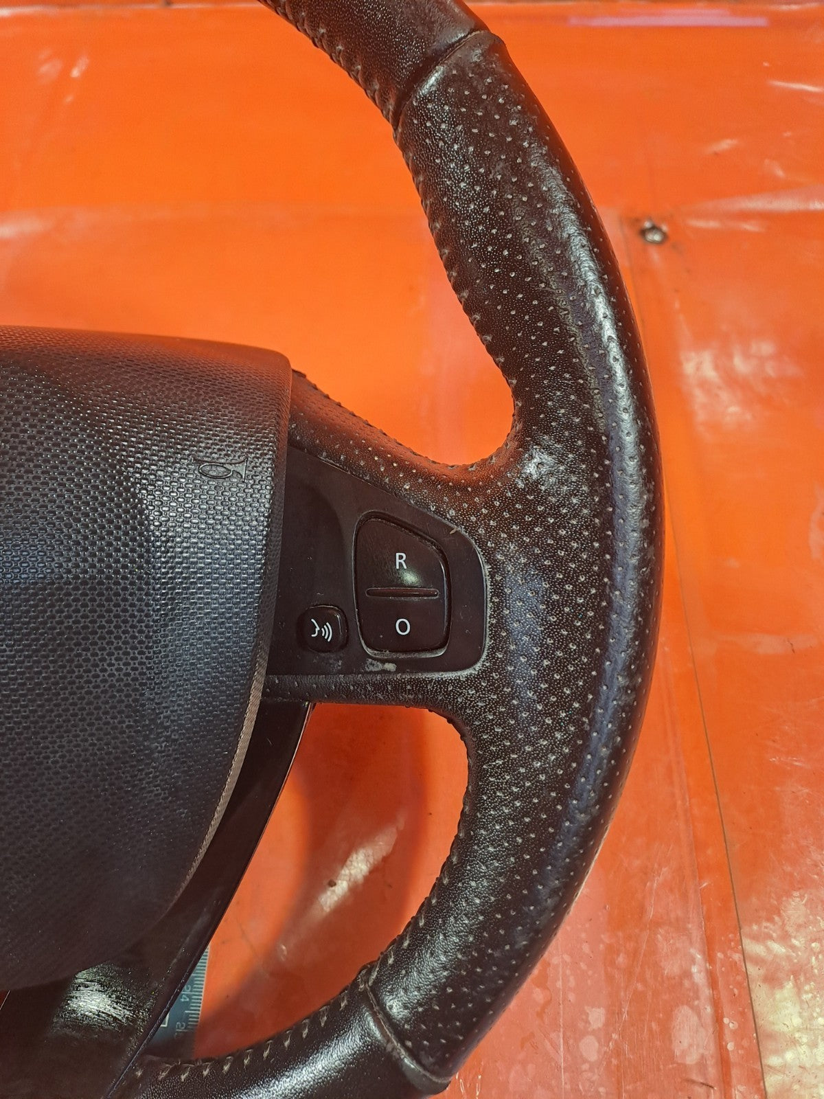 ✅RENAULT ZOE DYNAMIQUE 2015 MULTIFUNCTION STEERING WHEEL Warranty A317 - Image 4