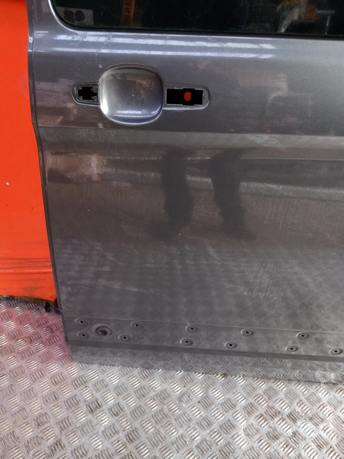 Ford Transit Custom 2.0 Diesel 2016 Left Side Sliding Door Bare Grey A409 - Image 6