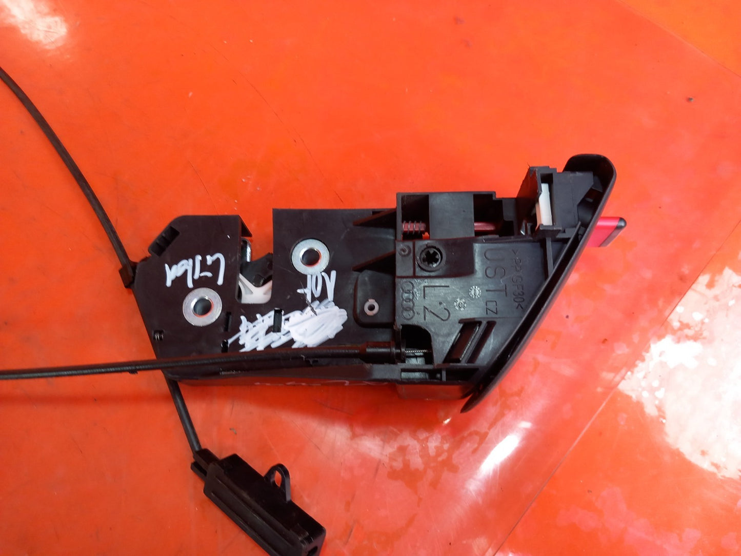 Audi A5 S Line 2.0 Petrol 2010 Rear Left Backrest Catch Latch Lock A223 - Image 8