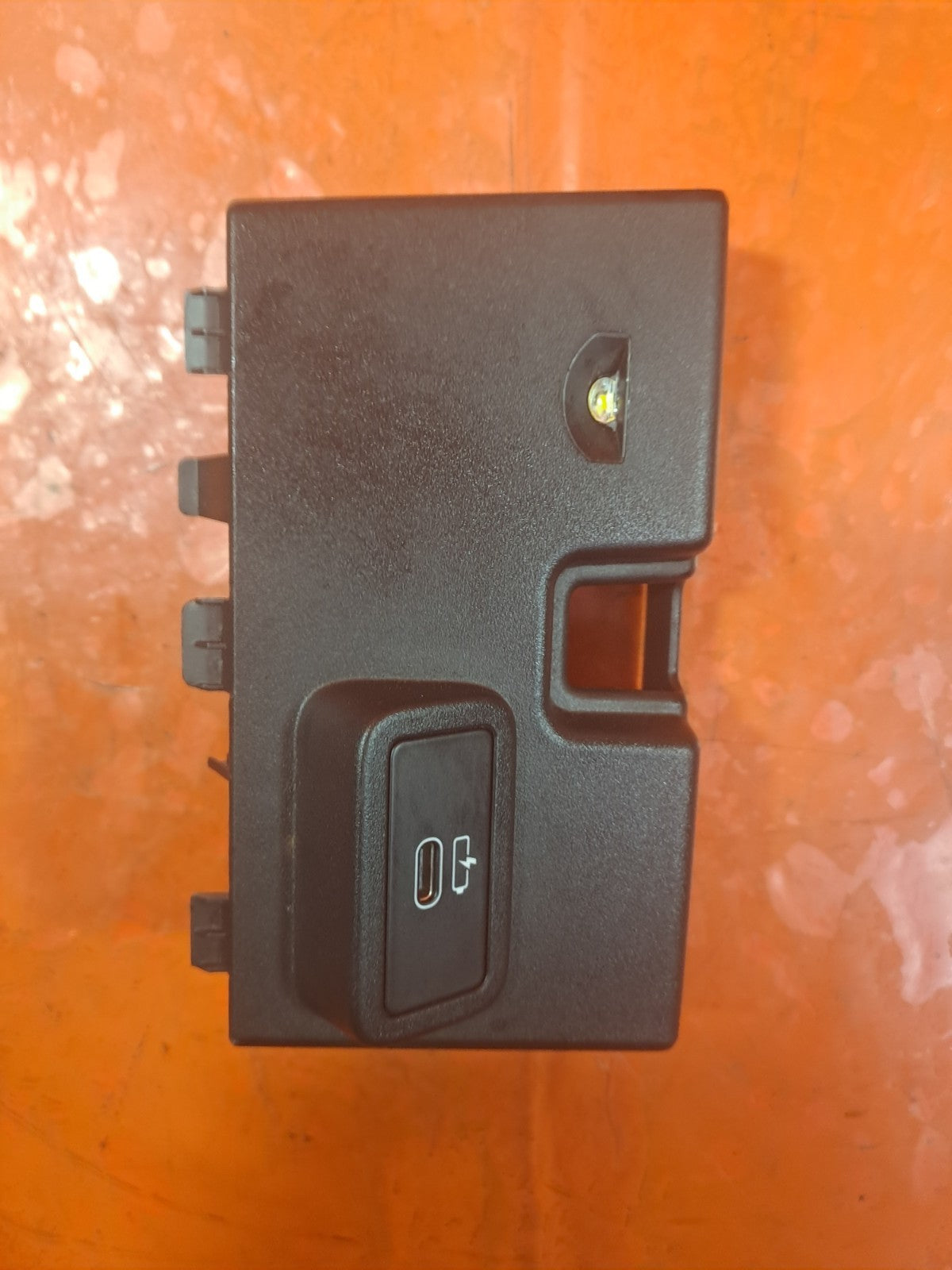 ebay-src:https://i.ebayimg.com/00/s/mtywmfgxmjaw/z/dvyaaeswdajpqtwb/$_57.jpg