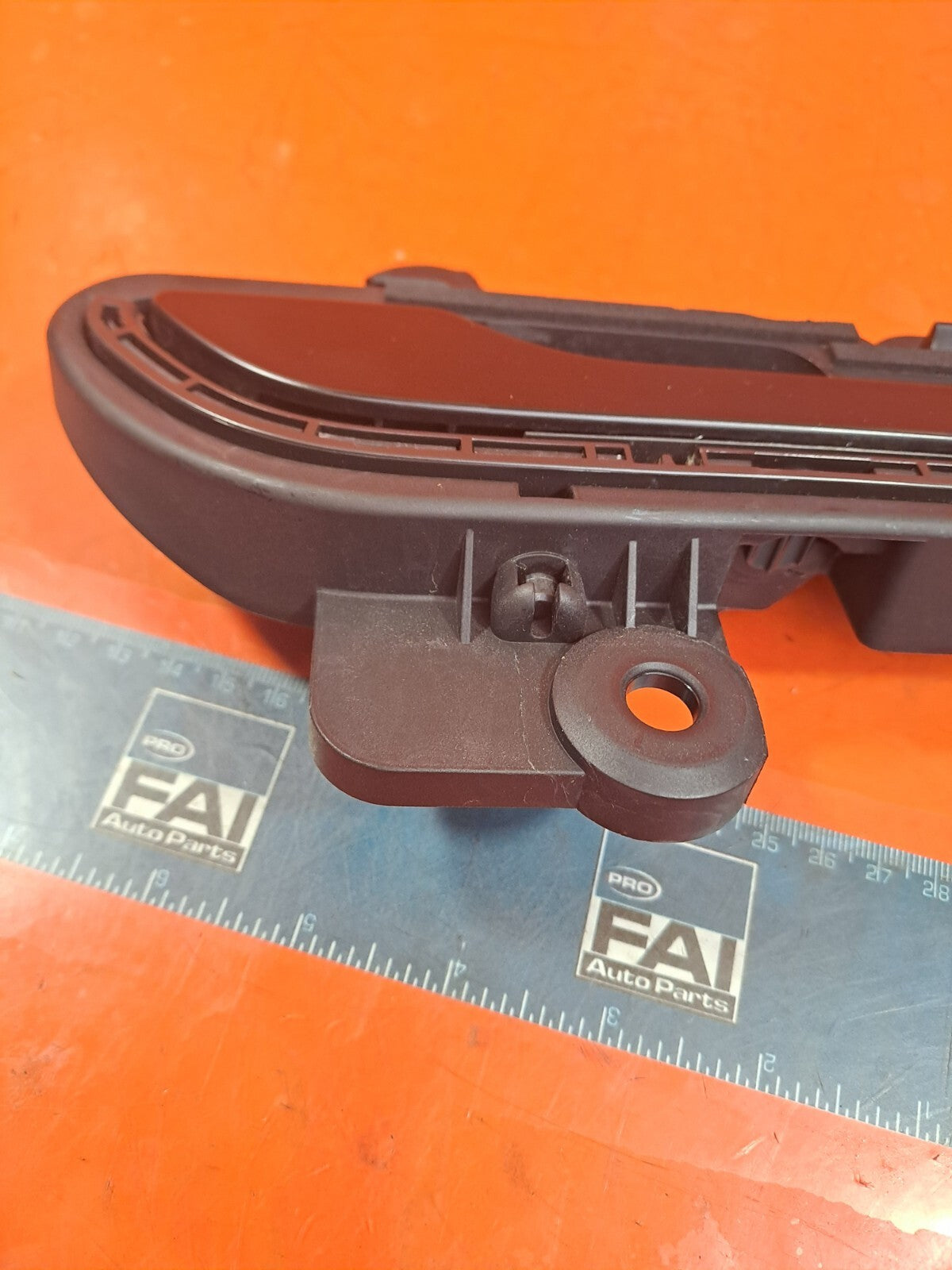 2024 TESLA MODEL 3 LONG FRONT RIGHT EXTERIOR DOOR HANDLE 1780885-00-A A207 - Image 7