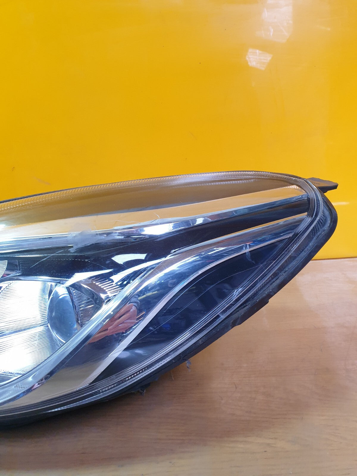 ✅2018 FORD FIESTA MK8 1.0P FRONT LEFT HEADLIGHT H1BB-13W030-DD broken brackets - Image 6