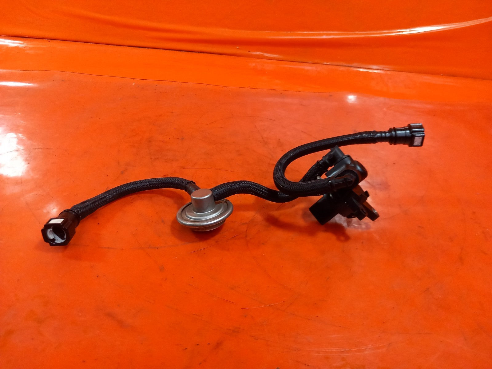 Ford Transit Connect 1.5 Diesel 2017 Fuel Pressure Sensor With Hose 170329A A369 - Image 2