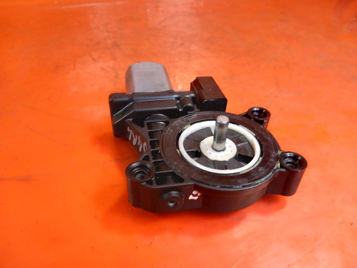 ebay-src:https://i.ebayimg.com/00/s/mtiwmfgxnjaw/z/w~waaeswi55qhff~/$_57.jpg