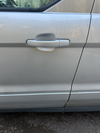 ✅2017 FORD TRANSIT CONNECT 1.5D FRONT LEFT BARE DOOR W/O MIRROR SILVER A369 - Image 4