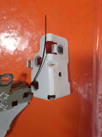 ✅RENAULT ZOE DYNAMIQUE 2015 FRONT LEFT WING BRACKETS 620425323R Warranty A317 - Image 7