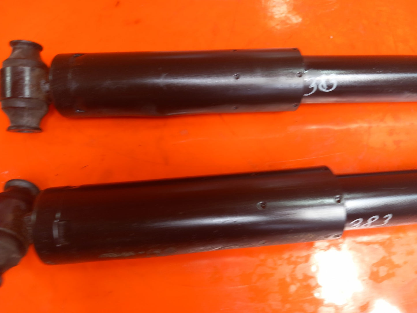 Ford Transit Custom 2.0 Diesel 2019 Rear Shock Absorbers Pair FK2118080CB A383 - Image 10