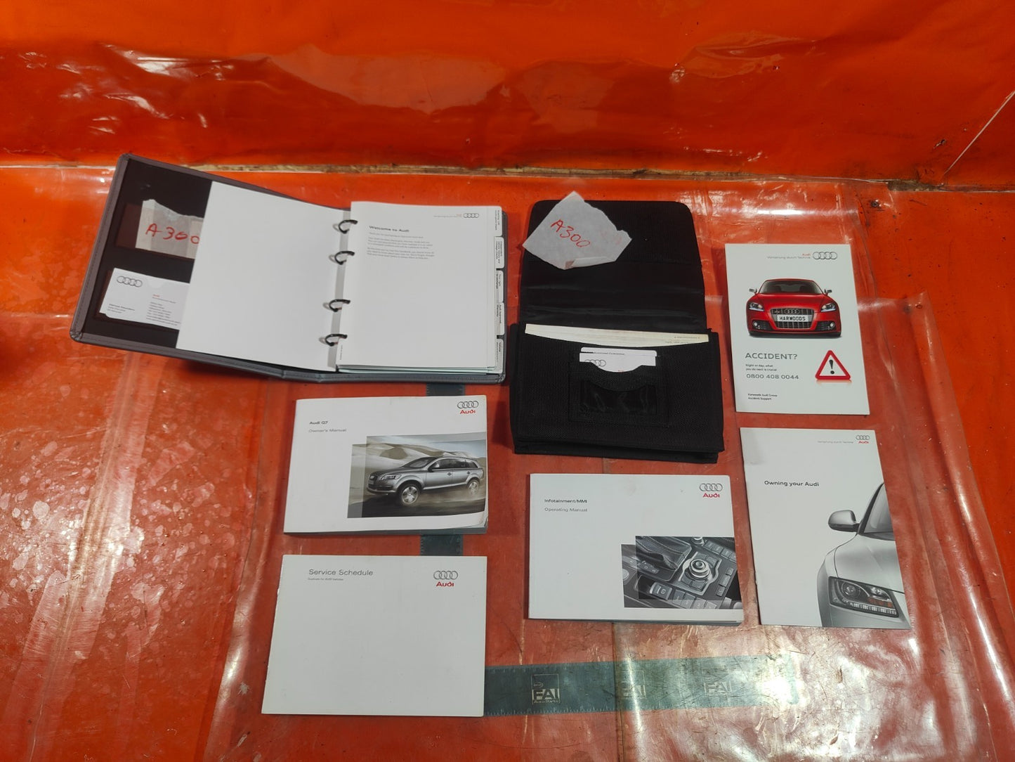✅2009 AUDI Q7 4L HANDBOOK OWNERS MANUAL WALLET + WARRANTY A300 - Image 1