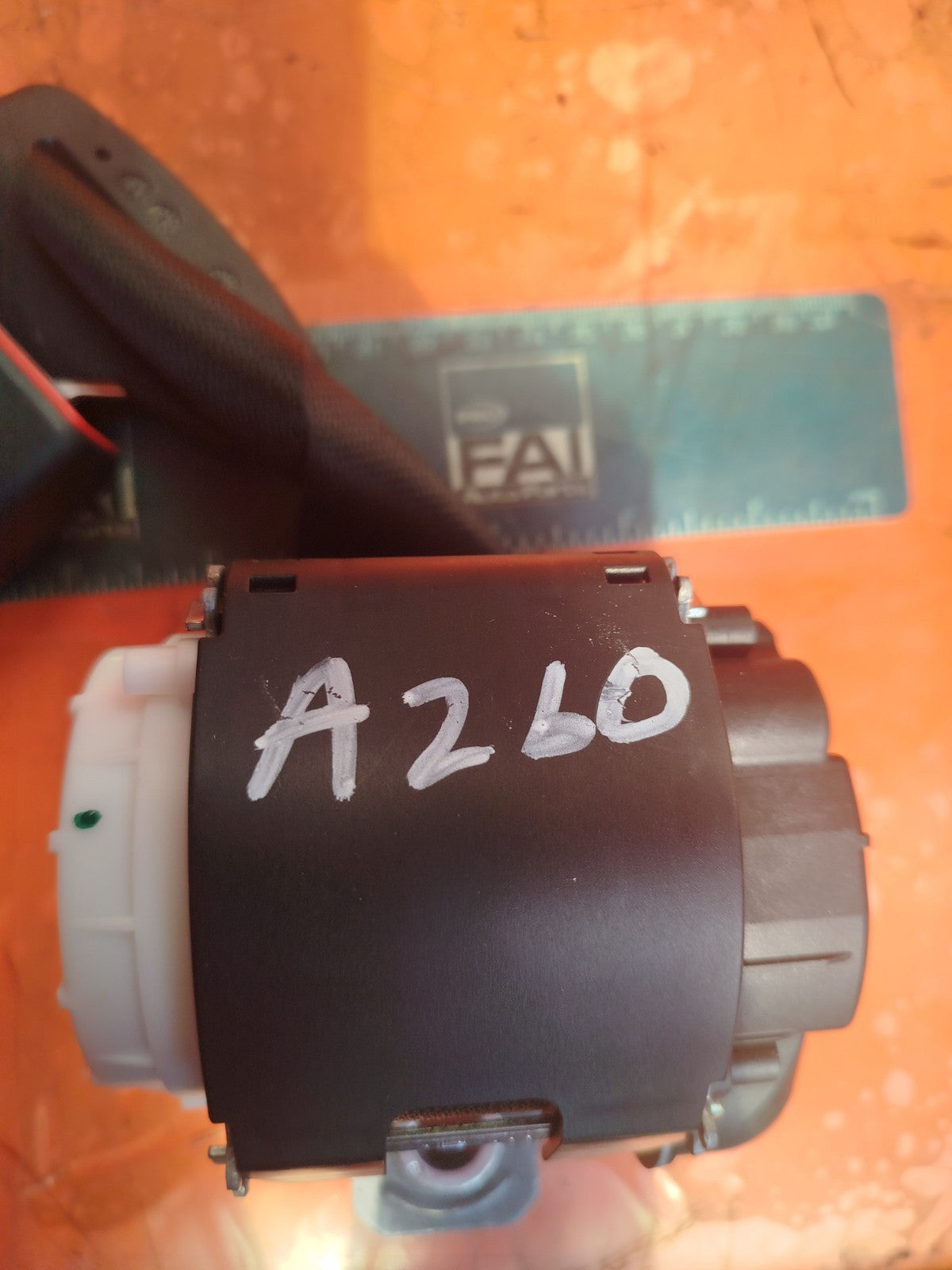 ✅MERCEDES W177 A180 SPORT 1.5 DIESEL 2019 REAR CENTRE SEAT BELT 34266607B A260 - Image 9