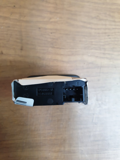 ebay-src:https://i.ebayimg.com/00/s/mtywmfgxmjaw/z/aqcaaoswwdrmjscc/$_57.jpg