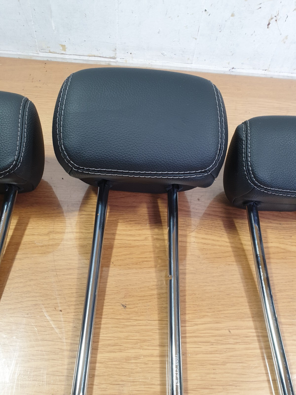✅2014 Mercedes C Class W205 Rear Seat Headrest Set + Warranty A147 - Image 3