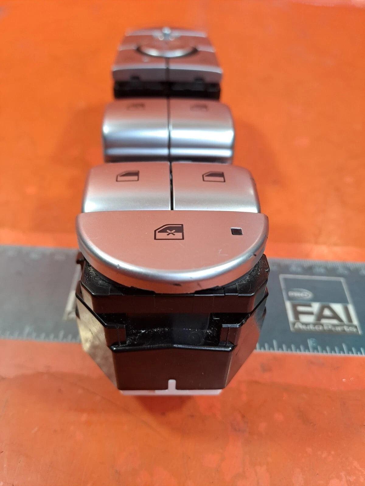 ebay-src:https://i.ebayimg.com/00/s/mtywmfgxmjaw/z/2pcaaeswkz9qstnn/$_57.jpg