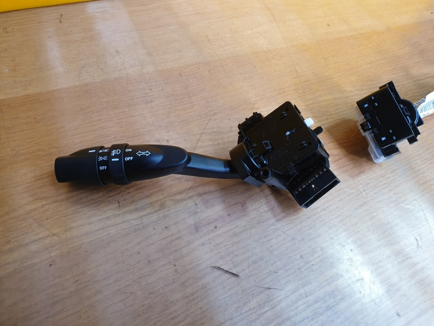 ✅Ssangyong Korando 2016 Indicator Wiper Stalk 202008890 202008886 + Warranty - Image 2