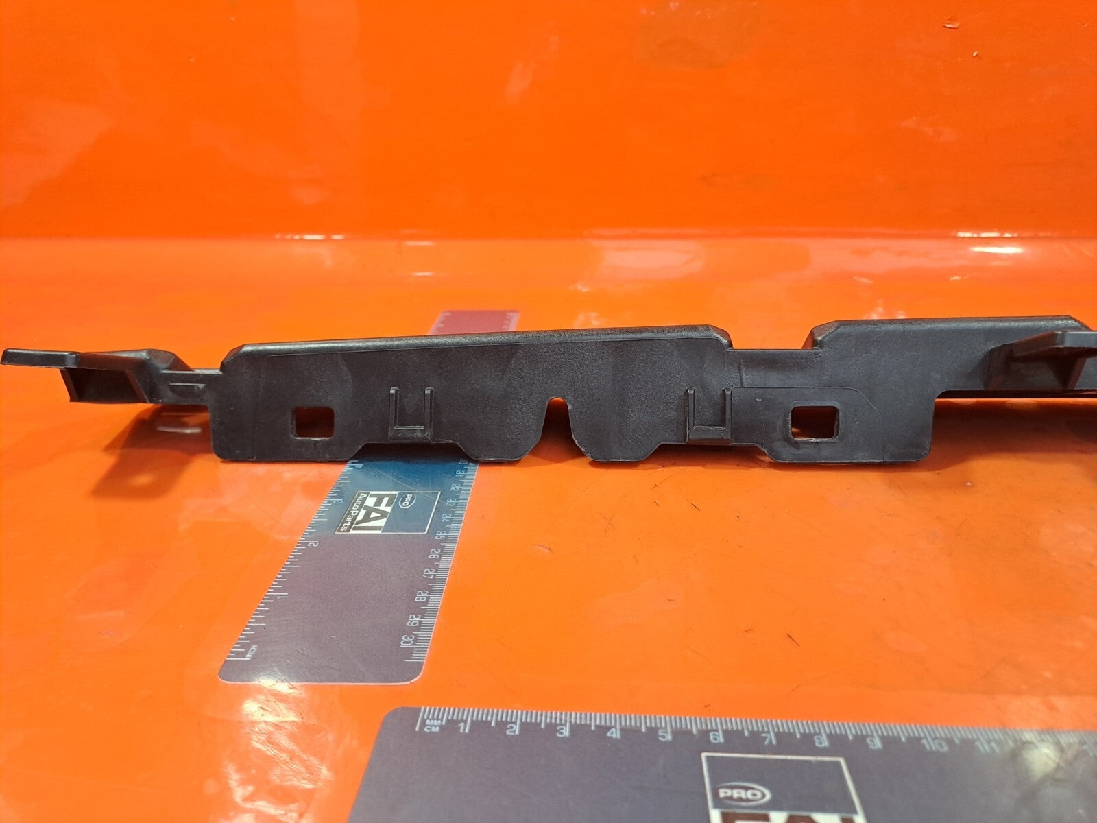 HYUNDAI IONIQ 5 2024 REAR BUMPER UPPER TRIM 86625-GI000 Warranty A226 - Image 7