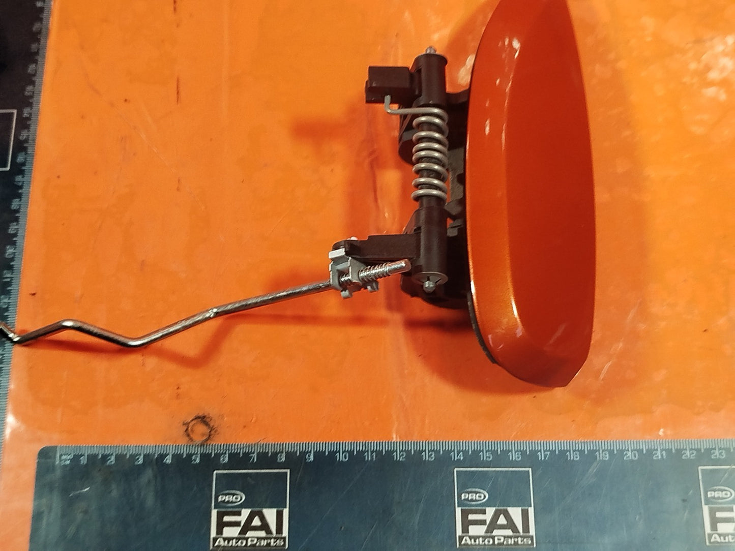 ✅2024 DACIA DUSTER JOURNEY REAR RIGHT EXTERIOR DOOR HANDLE ORANGE +WARRANTY A364 - Image 2