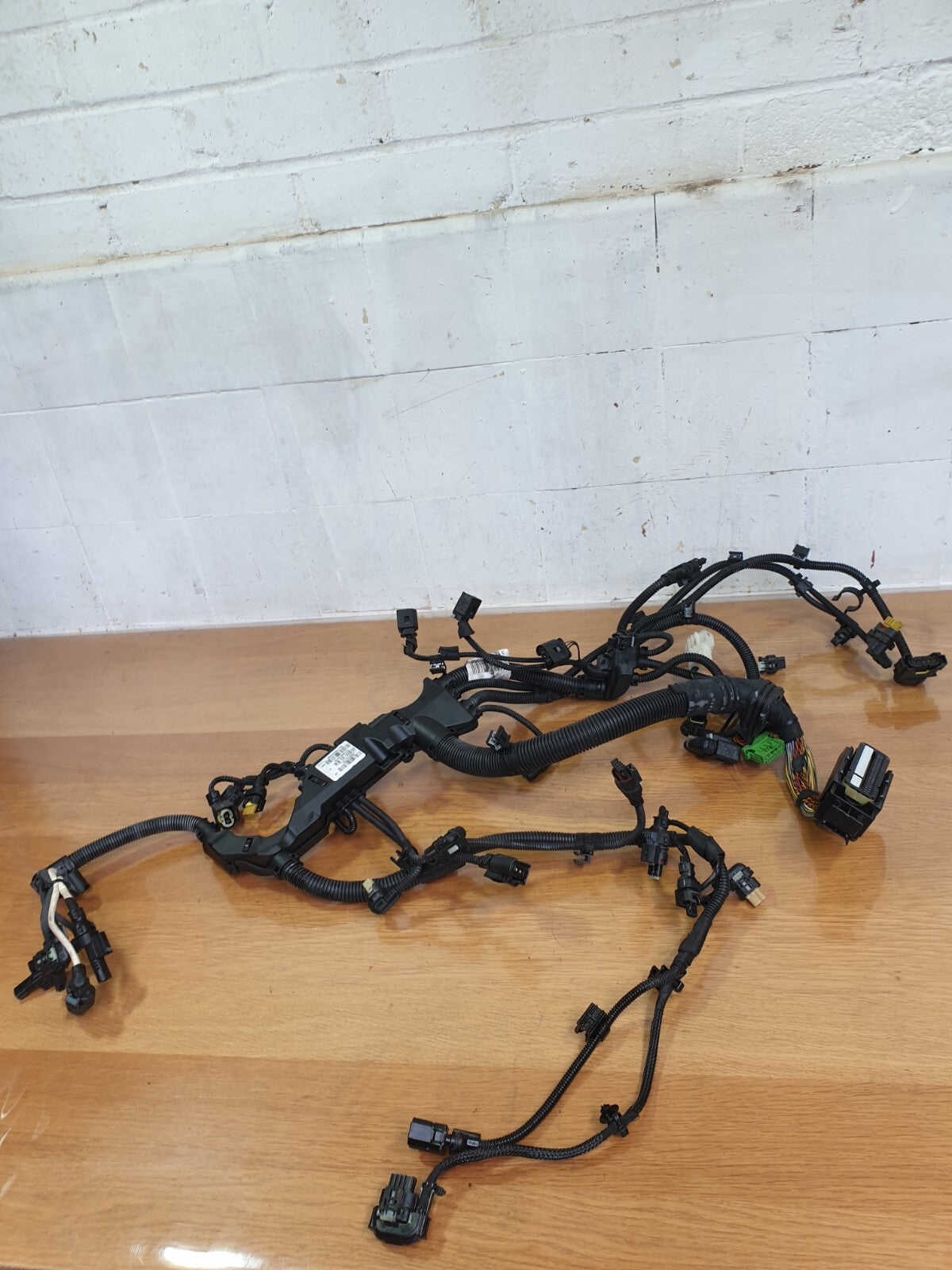 ebay-src:https://i.ebayimg.com/00/s/mtywmfgxmjaw/z/lq0aaosw7gvmx46h/$_57.jpg