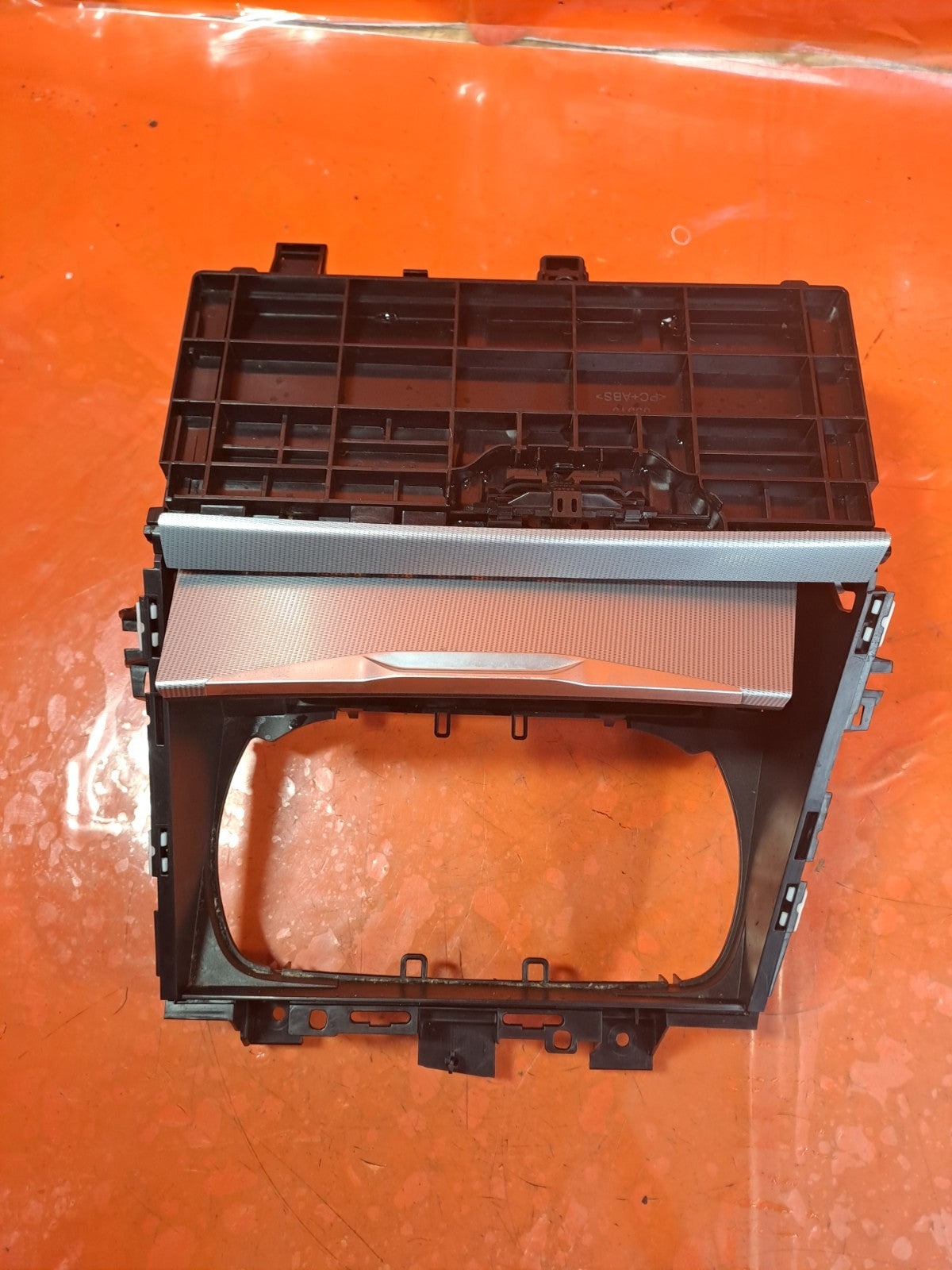 ✅2023 BMW 3 SERIES G20 CENTRE CONSOLE STORAGE COMPARTMENT 5A55208 +WARRANTY A340 - Image 3