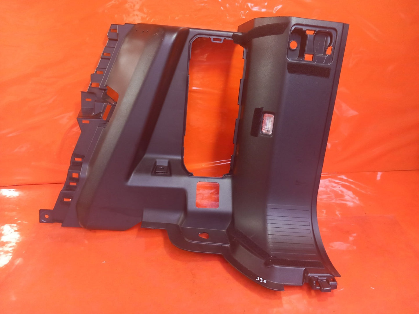 ebay-src:https://i.ebayimg.com/00/s/mtiwmfgxnjaw/z/sqsaaeswetzqoohb/$_57.jpg