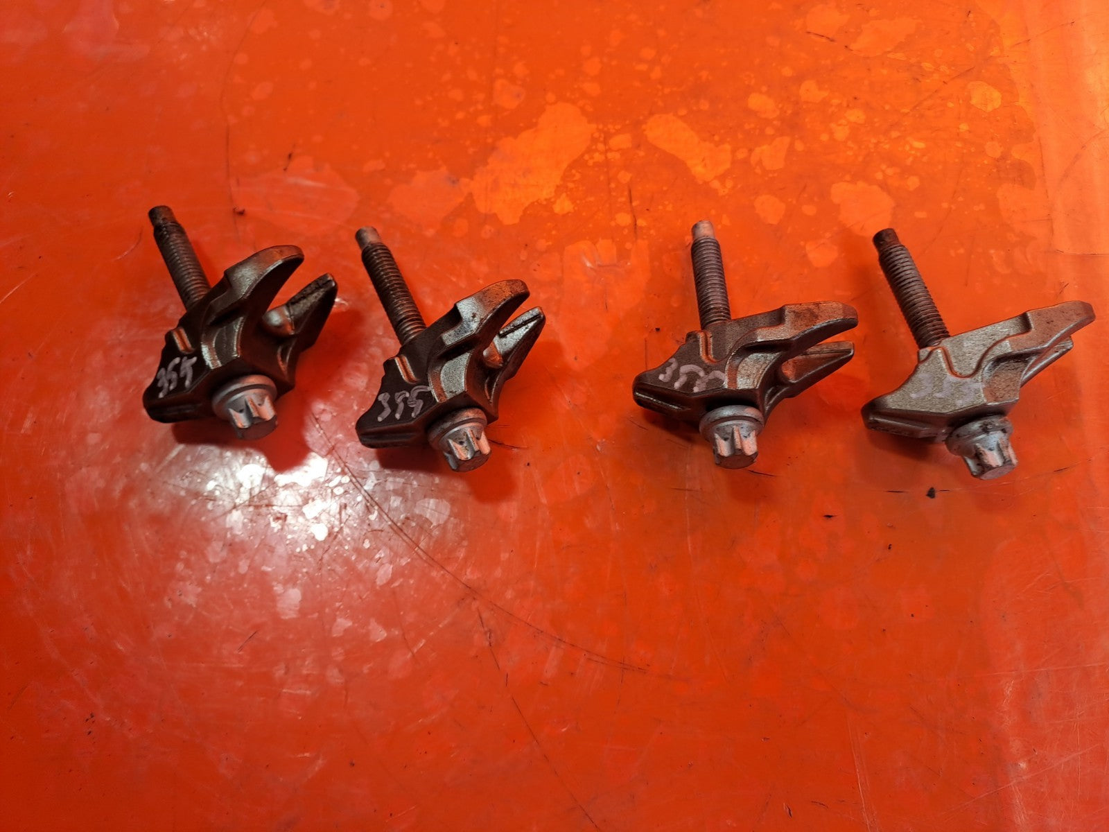 ebay-src:https://i.ebayimg.com/00/s/mtiwmfgxnjaw/z/quyaaeswcj5plv1s/$_57.jpg