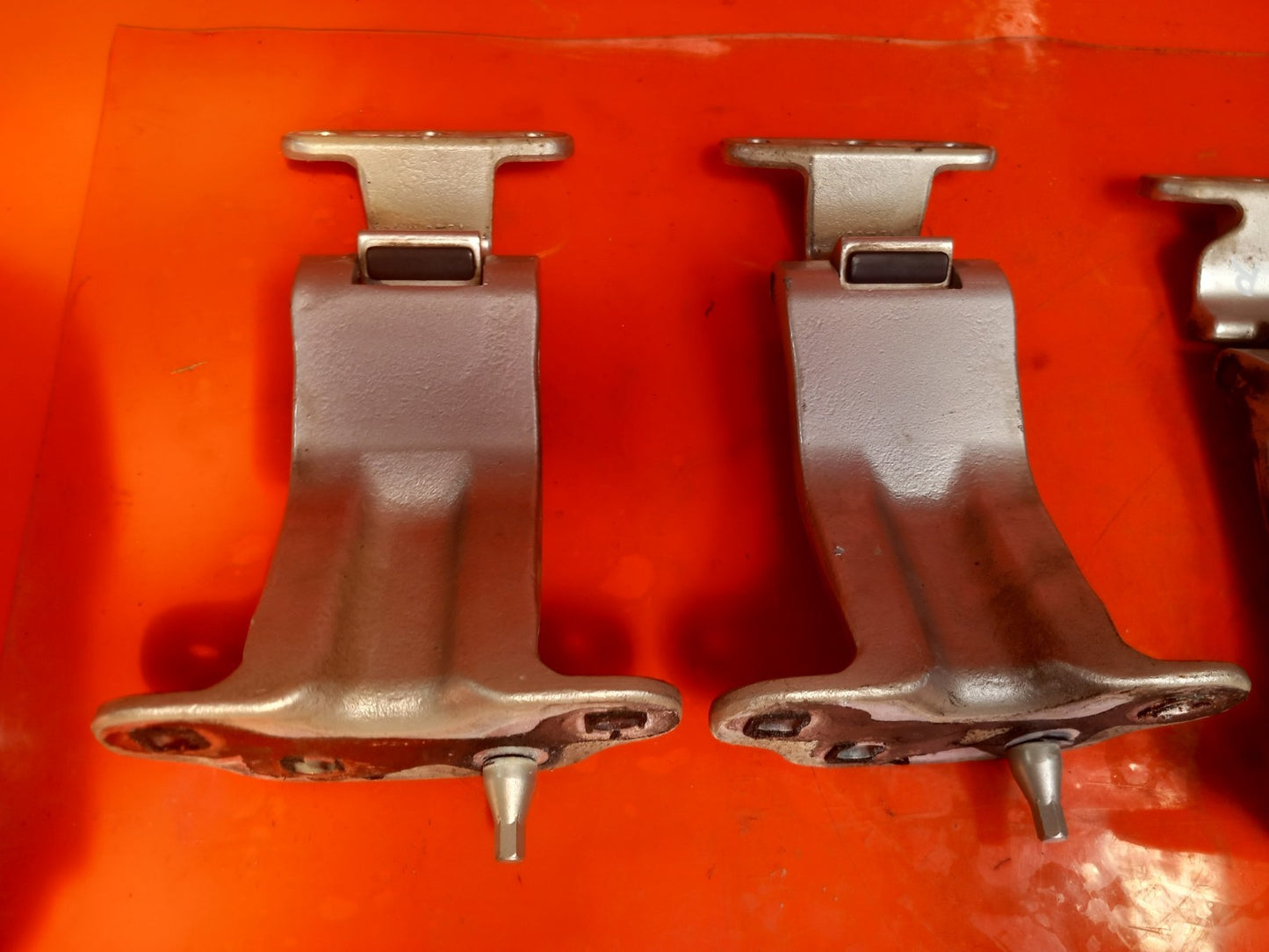Ford Transit Custom 2.0 Diesel 2021 Rear Door Hinges BK21V42983AG BK21V42982AG - Image 10
