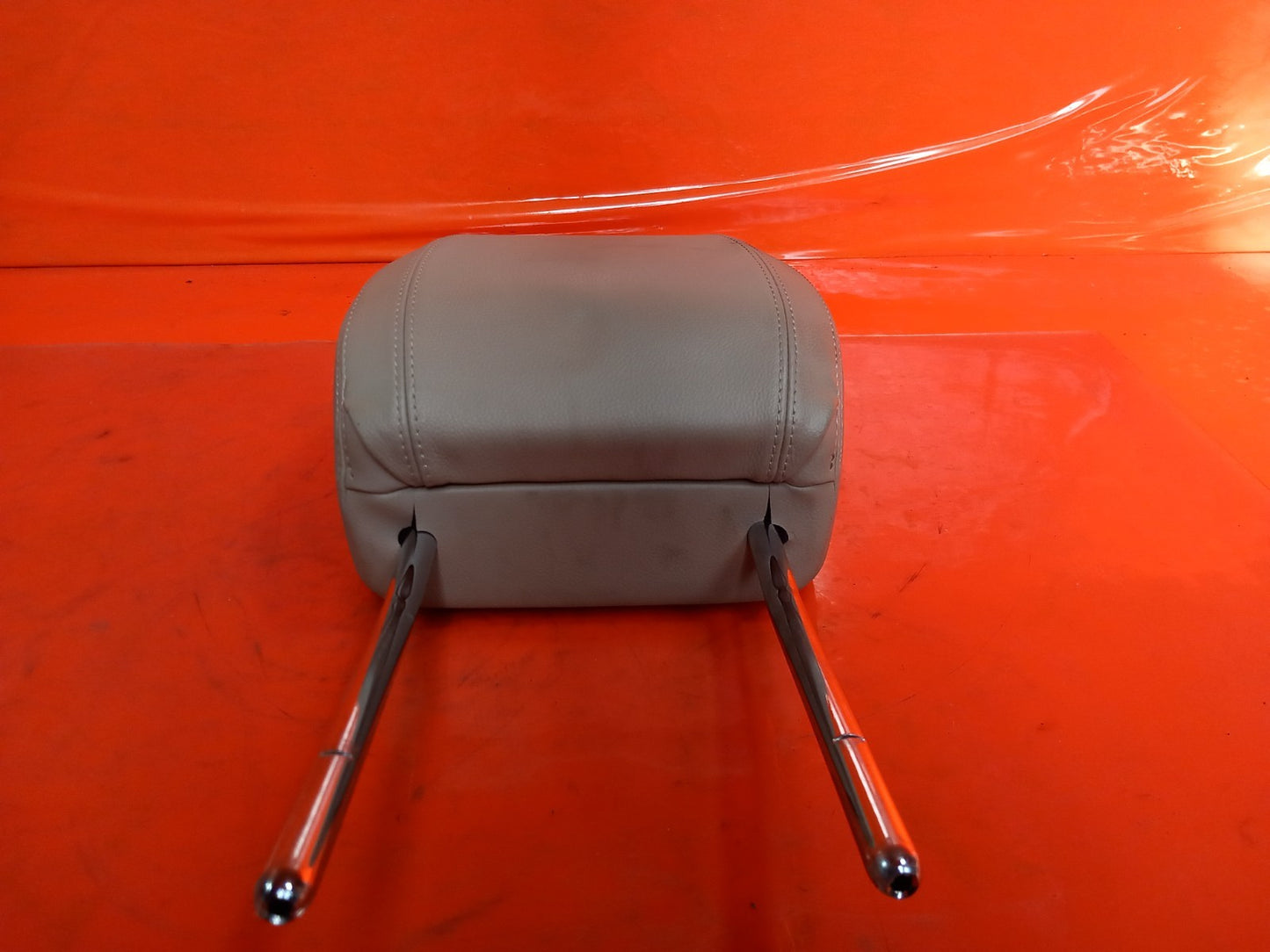Range Rover Evoque L538 2018 Front Headrest Leather Warranty A108 - Image 2