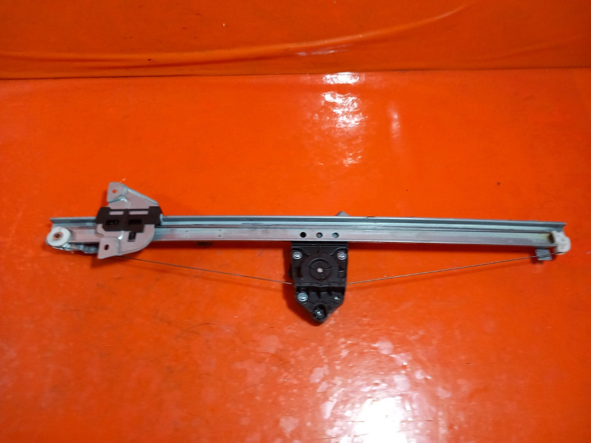 ebay-src:https://i.ebayimg.com/00/s/mtiwmfgxnjaw/z/yrmaaesw4bpq4zsb/$_57.jpg